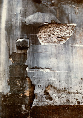 Mur de pierre, 1958